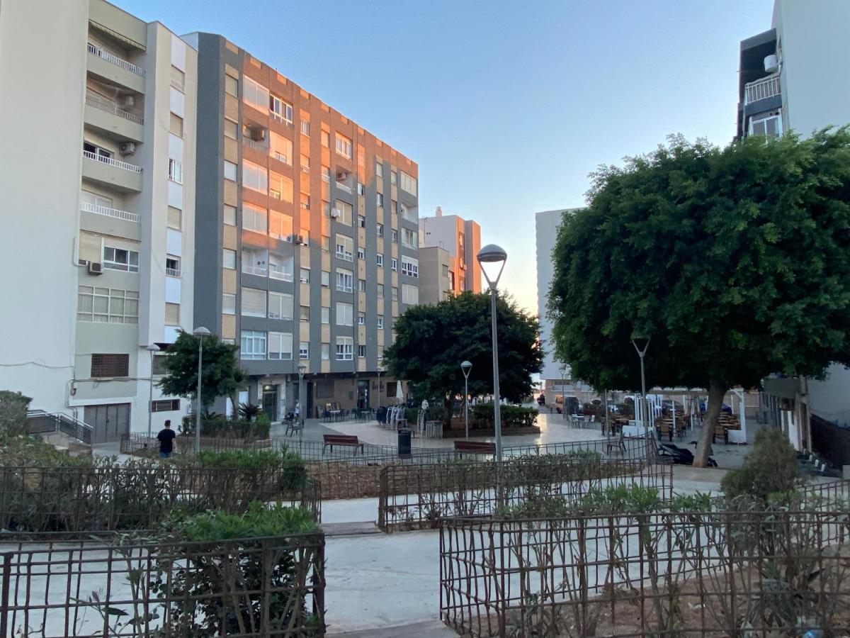 Paseo Maritimo Almeria Zapillo Daniel Extérieur photo